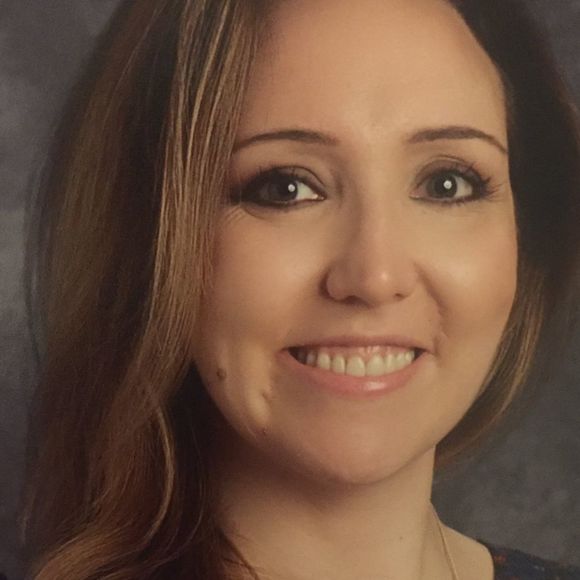 Meet your Posher, Amelia - Picture 1 of 1